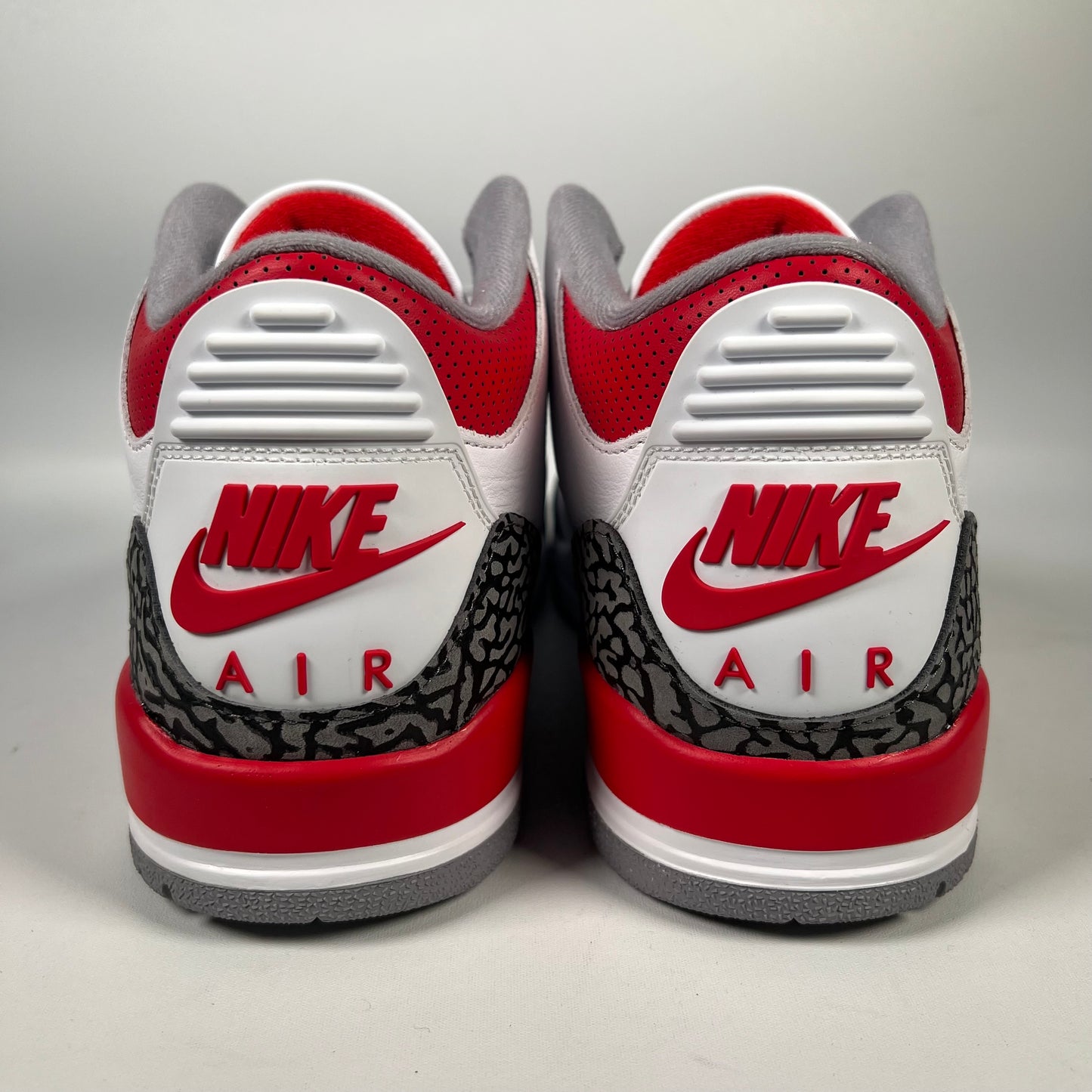 Jordan 3 Fire Red (2022) Size 11 USED s19691