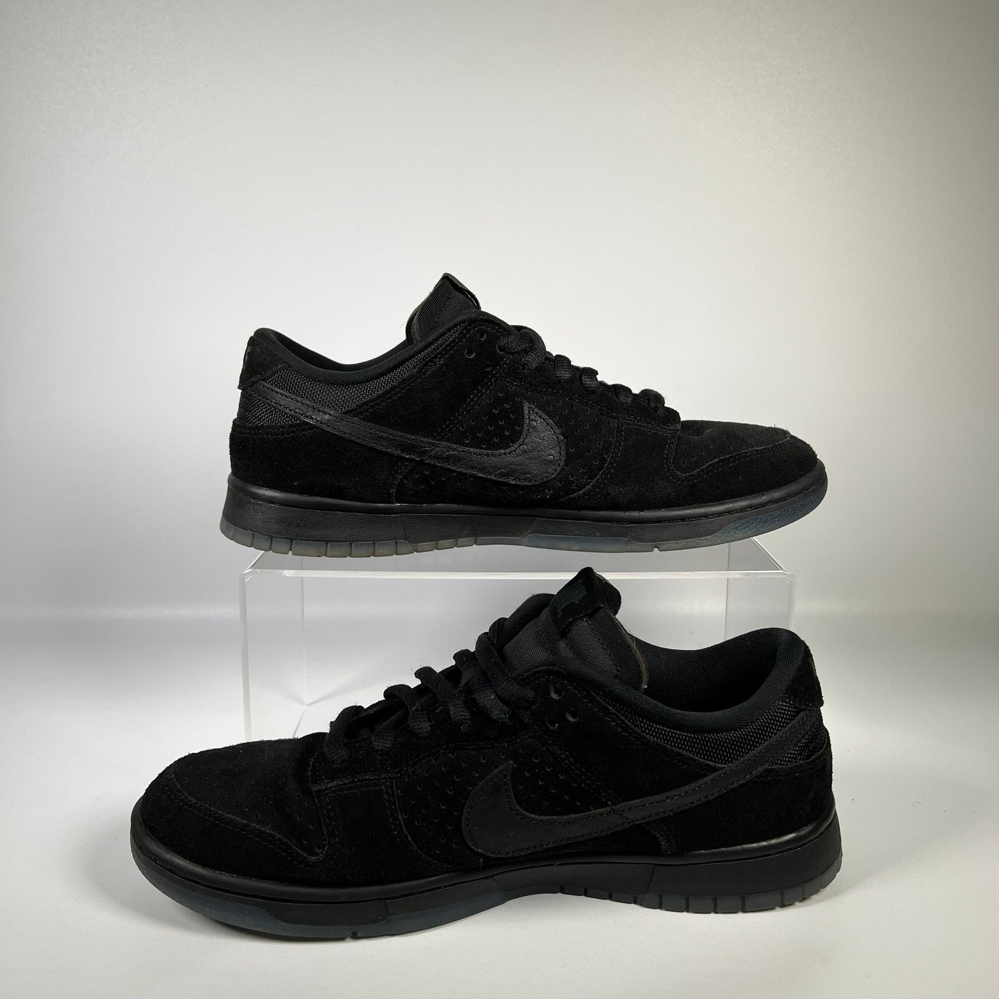 Nike Dunk Low Undefeated 5 On It Black (2021) Size 10.5 USED s17874
