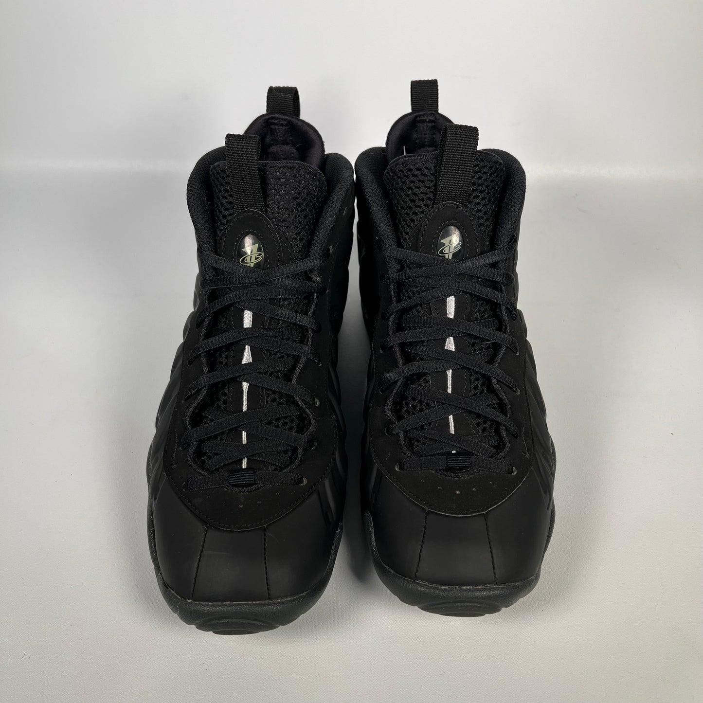 Nike Foamposite Anthracite (2020) Size 5.5y USED s17868