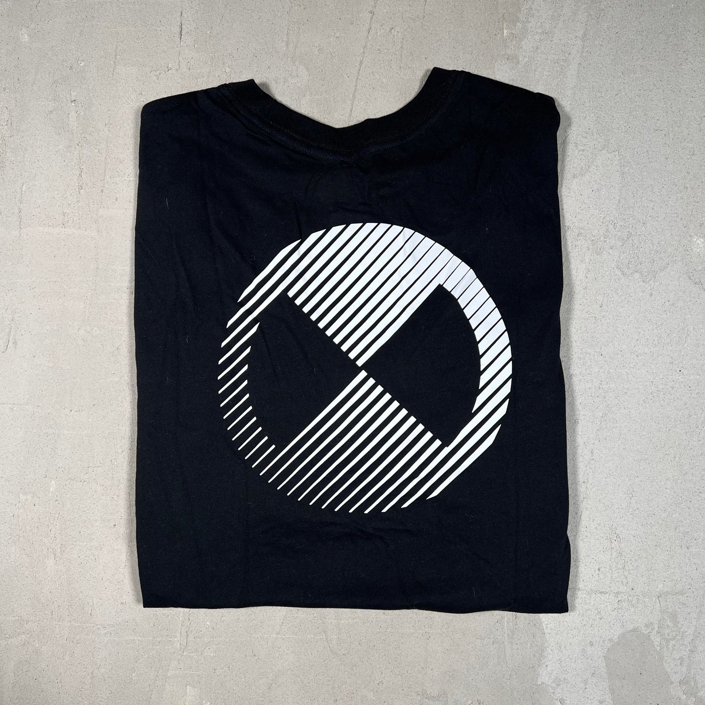 Nike Dri Fit Black Tee Size Medium NEW v19066
