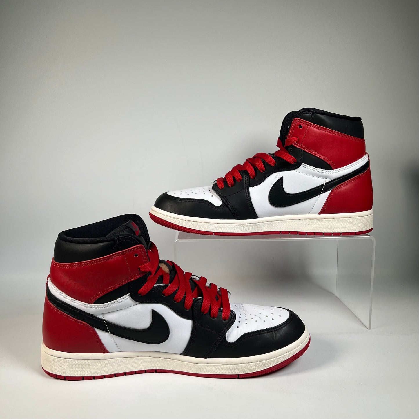 Jordan 1 High Black Toe Reimagined (2025) Size 10 USED s22142