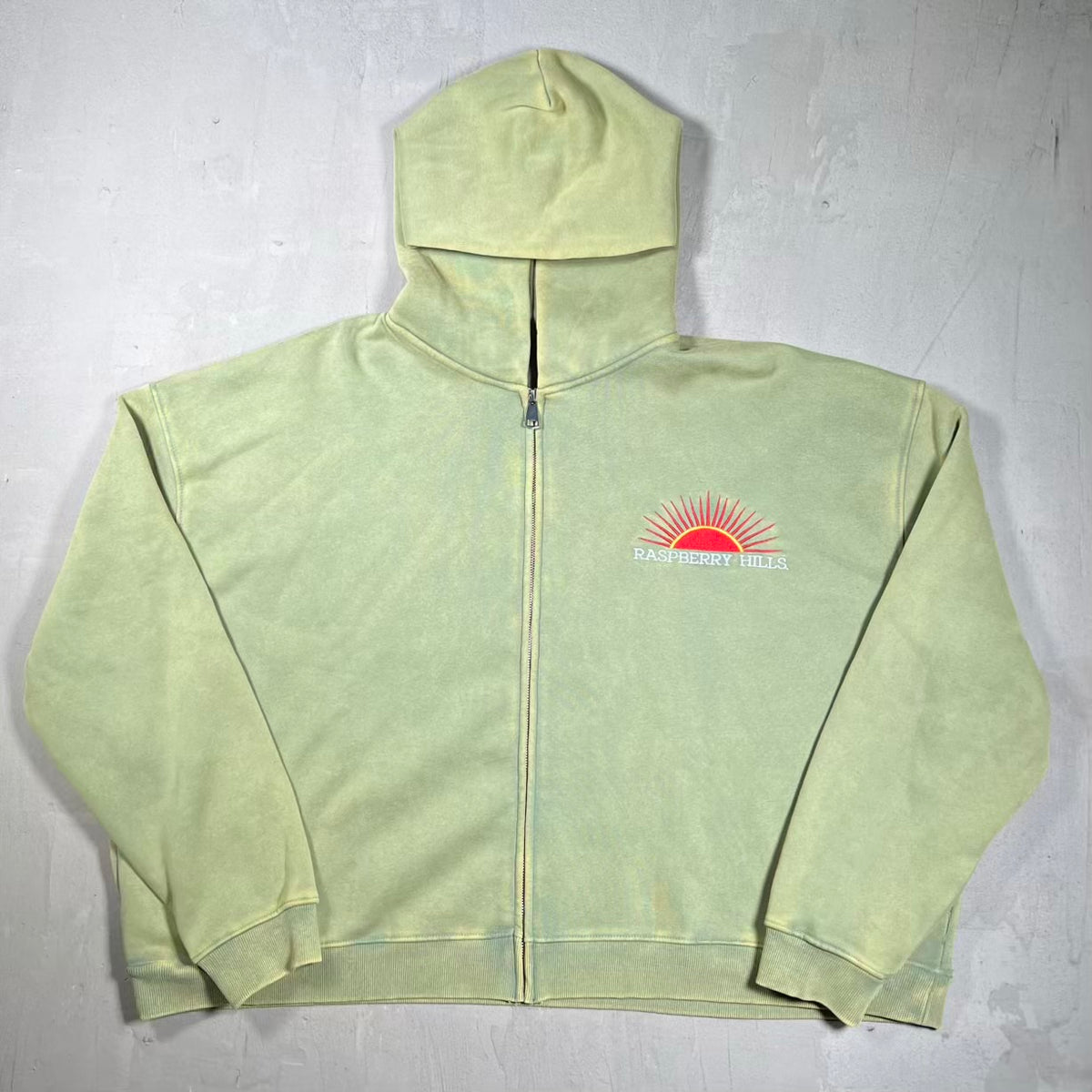 GV Gallery Raspberry Hills Casamigos Sage Green Hoodie Size Large USED x18675