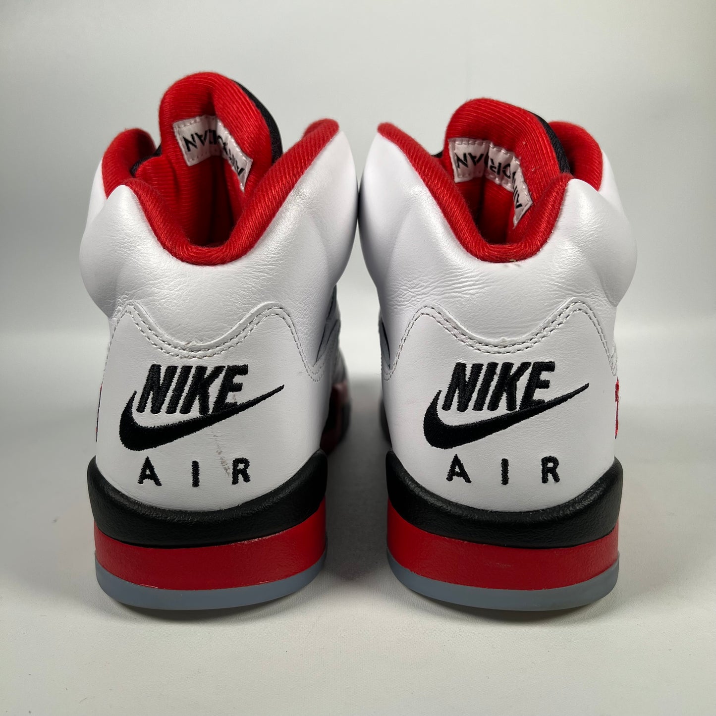 Jordan 5 Fire Red Black Tongue (2025) Size 7.5 USED s20051