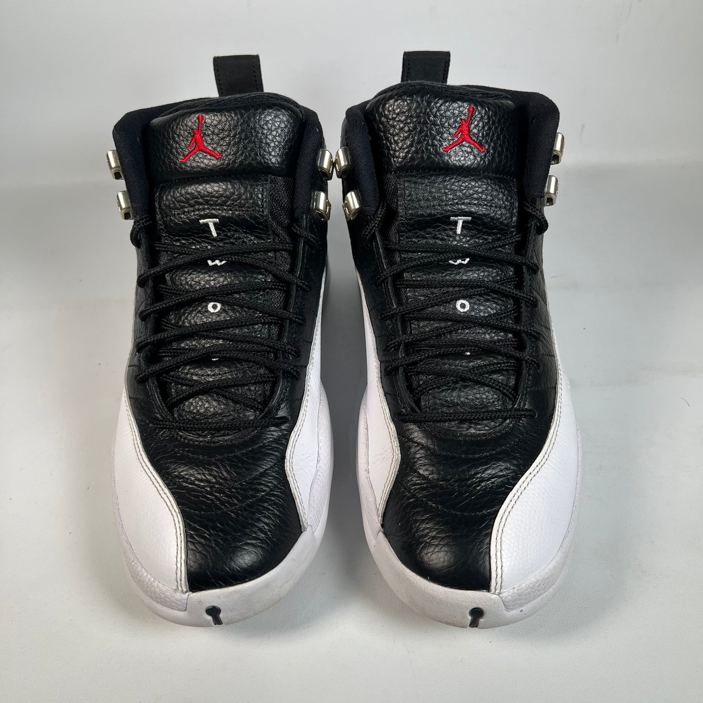 Jordan 12 Playoffs (2022) Size 9 USED s22289