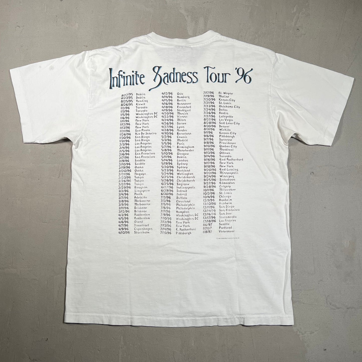 1996 Smashing Pumpkins Infinite Sadness Tour White Tee Size Large USED v19475