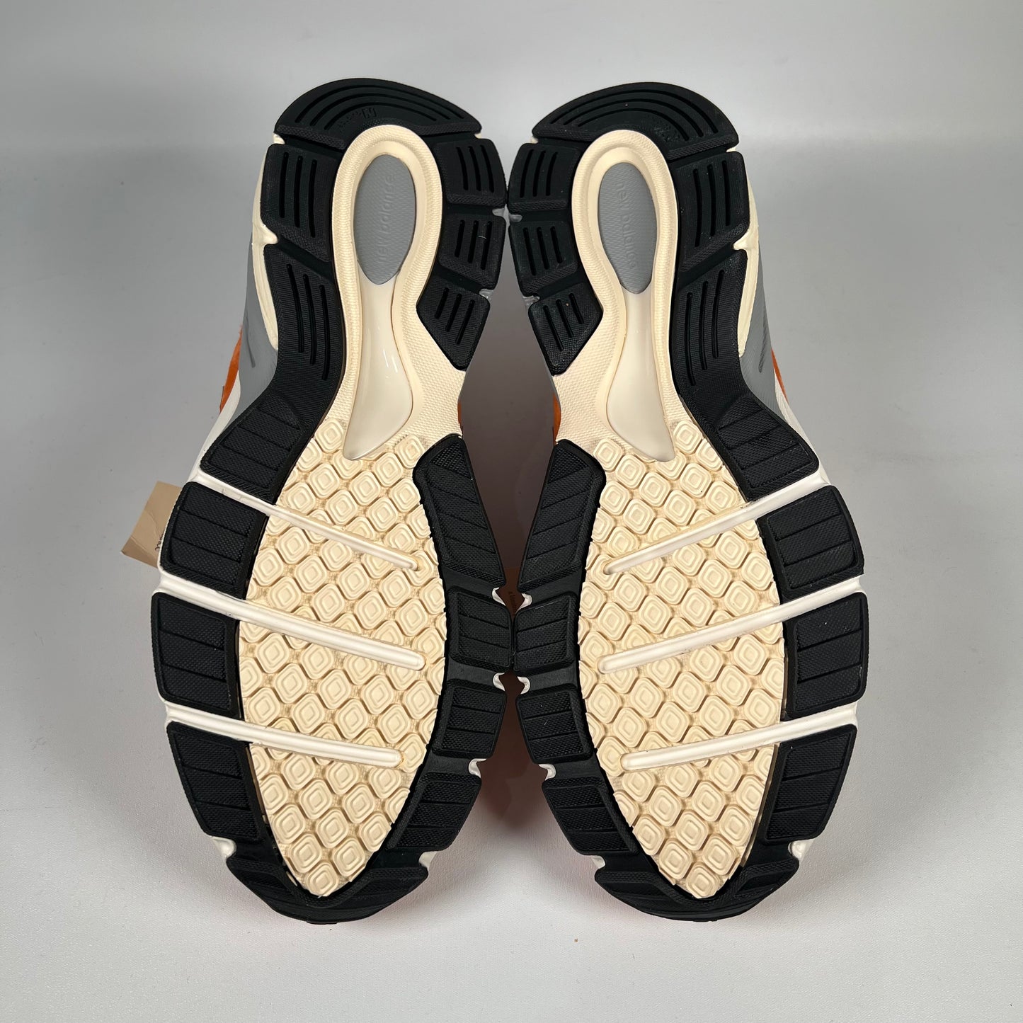 New Balance 990v4 MiUSA Aime Leon Dore Red Clay (2024) Size 10.5 NEW s19551