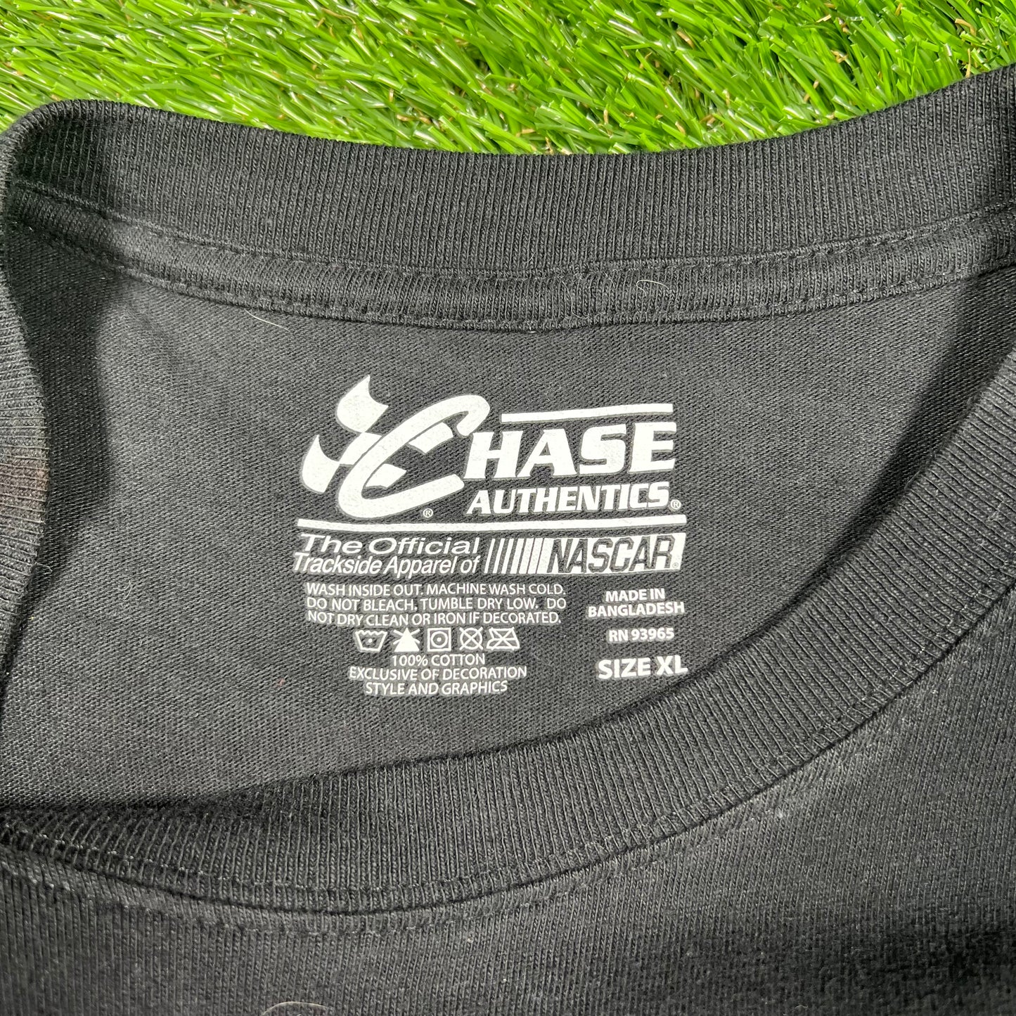 2014 Clint Bowyer Blasck Nascar Tee Size XL USED v17262