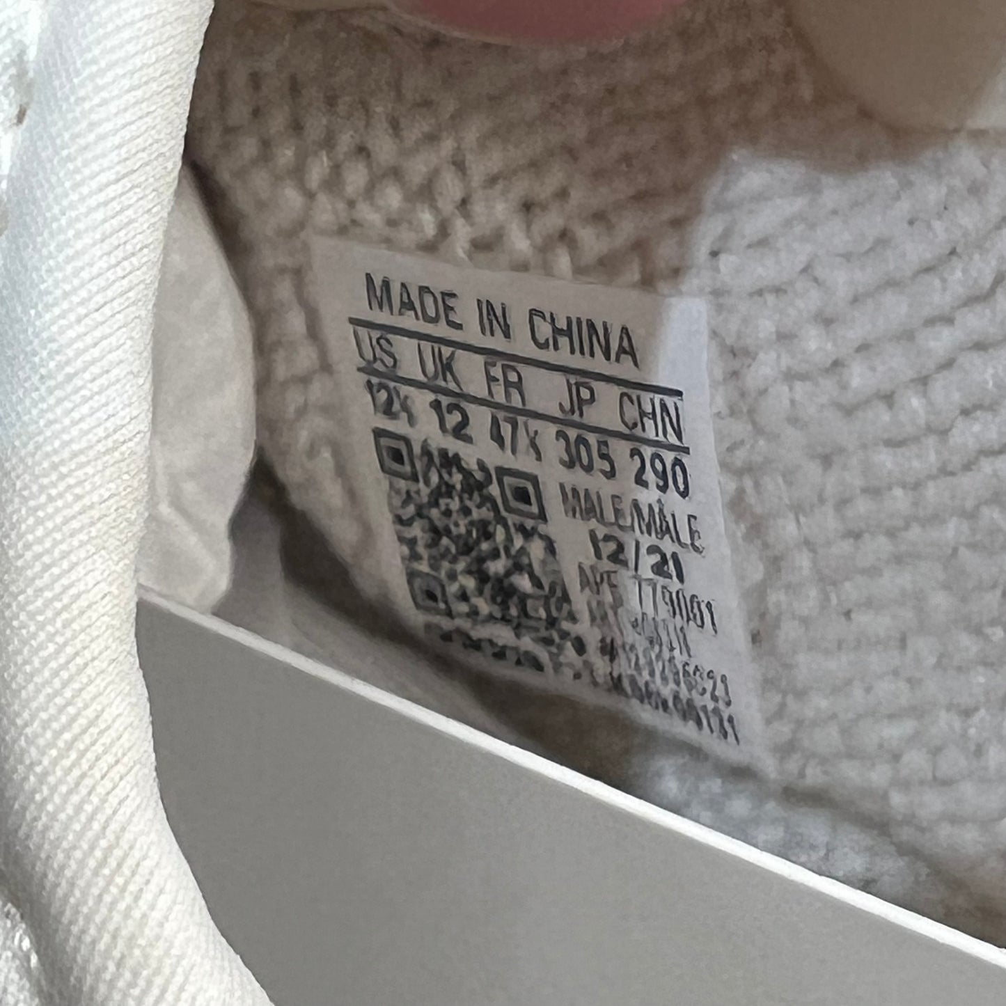 Yeezy 350 Bone (2022) Size 12.5 NEW s19655