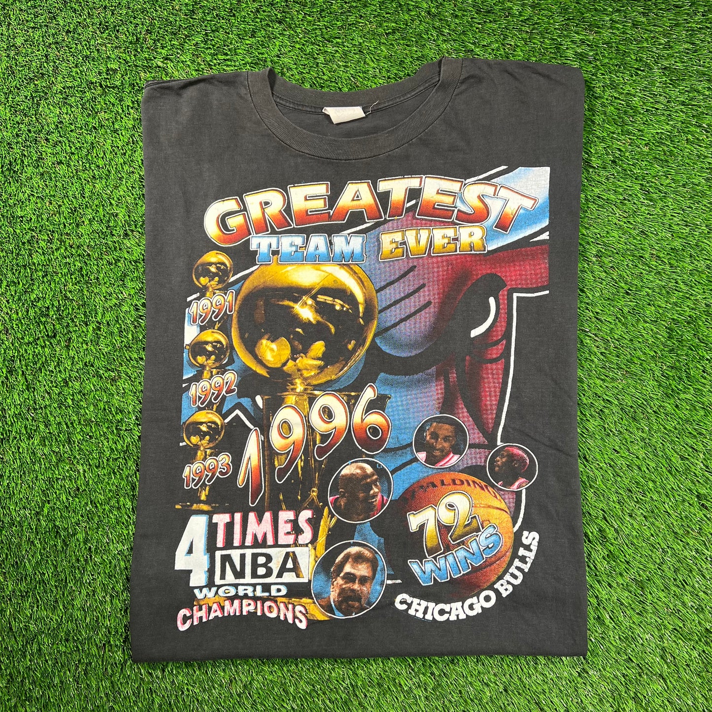 1996 "Greatest Team Ever" Chicago Bulls Rap Tee Black Size XL USED v18515