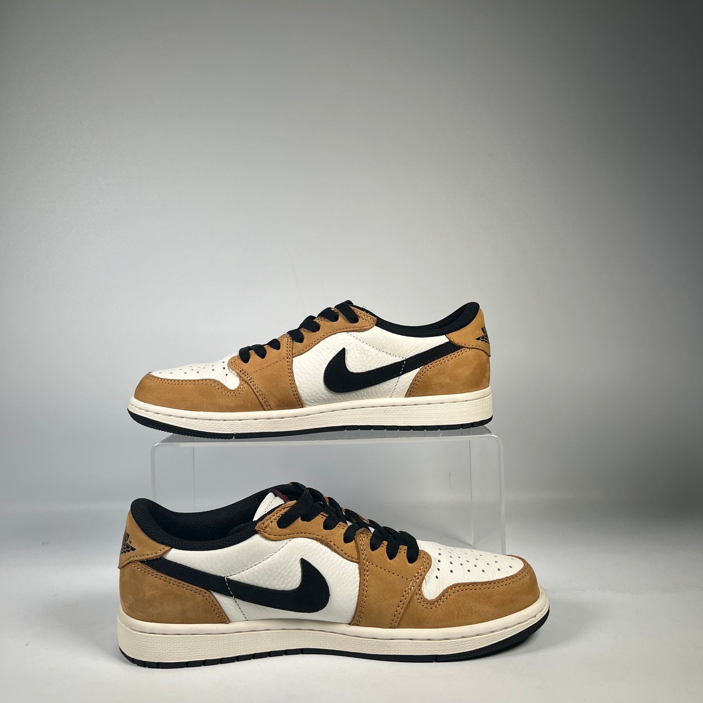 Jordan 1 Low Rookie of the Year (2024) Size 8.5 USED s21035