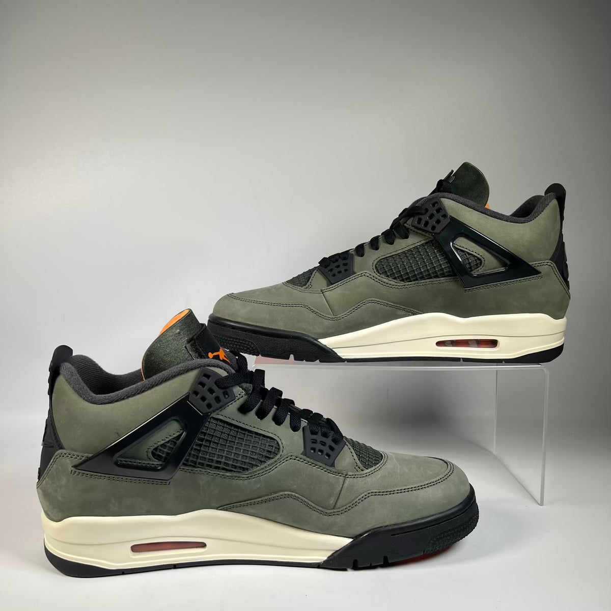 Jordan 4 Undefeated (2025) Size 13 NEW s23564