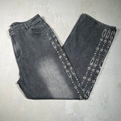 Vale Dark Denim Rhinestone Jeans Size 38 USED x17591