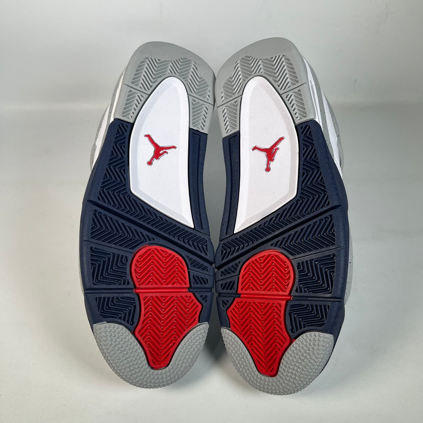Jordan 4 Midnight Navy (2022) Size 10 NEW s22421