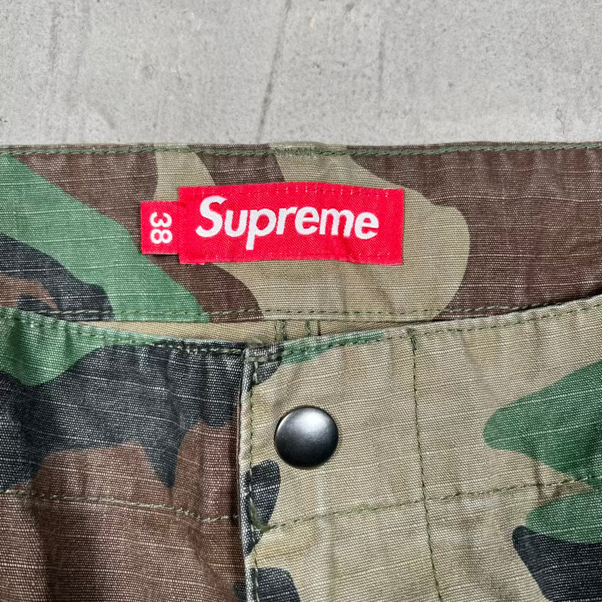 Supreme Woodland Camo Cargo Pants (2025) Size 38 USED x18779