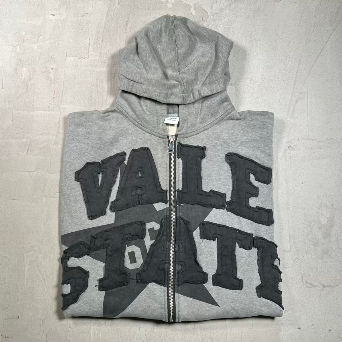 Vale State OG Grey Zip Up Hoodie Size Large USED x18673