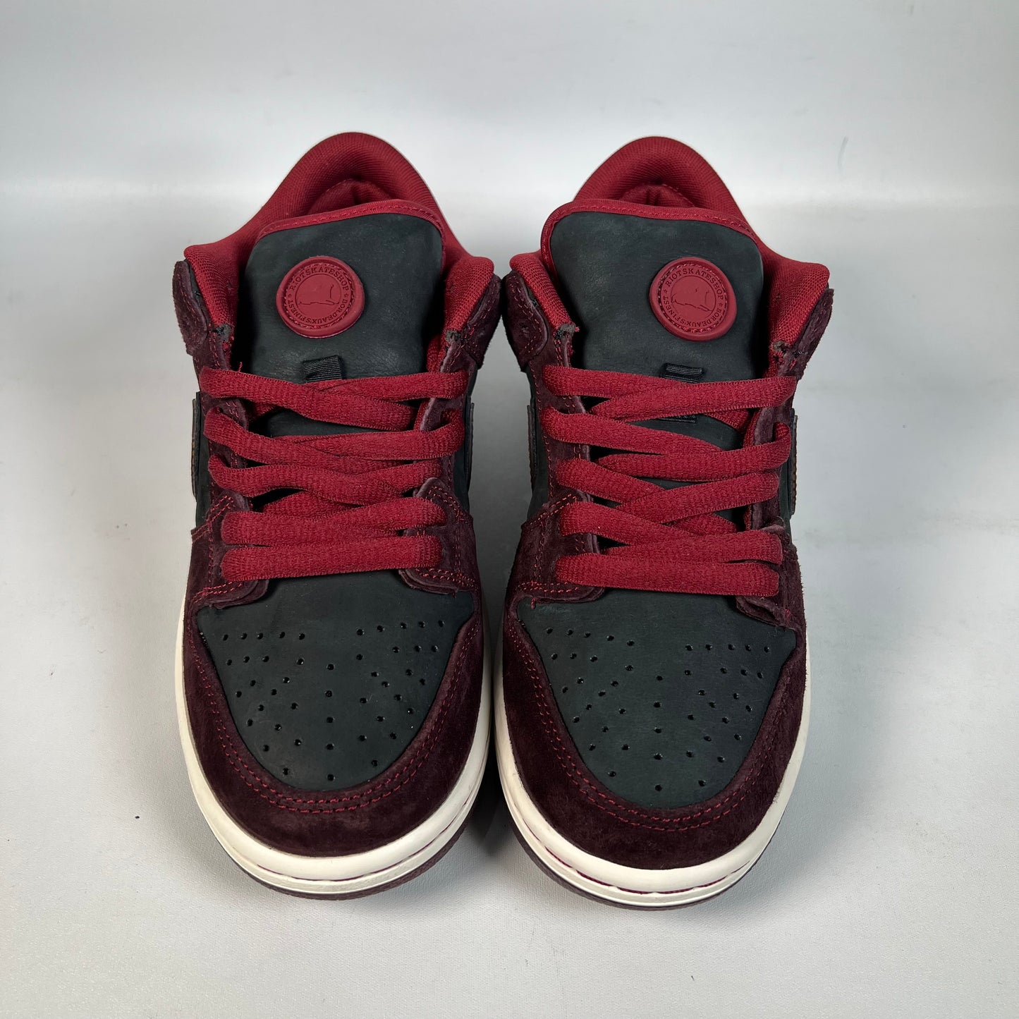 Nike SB Dunk Low Riot Skateshop (2024) Size 7 USED s22365
