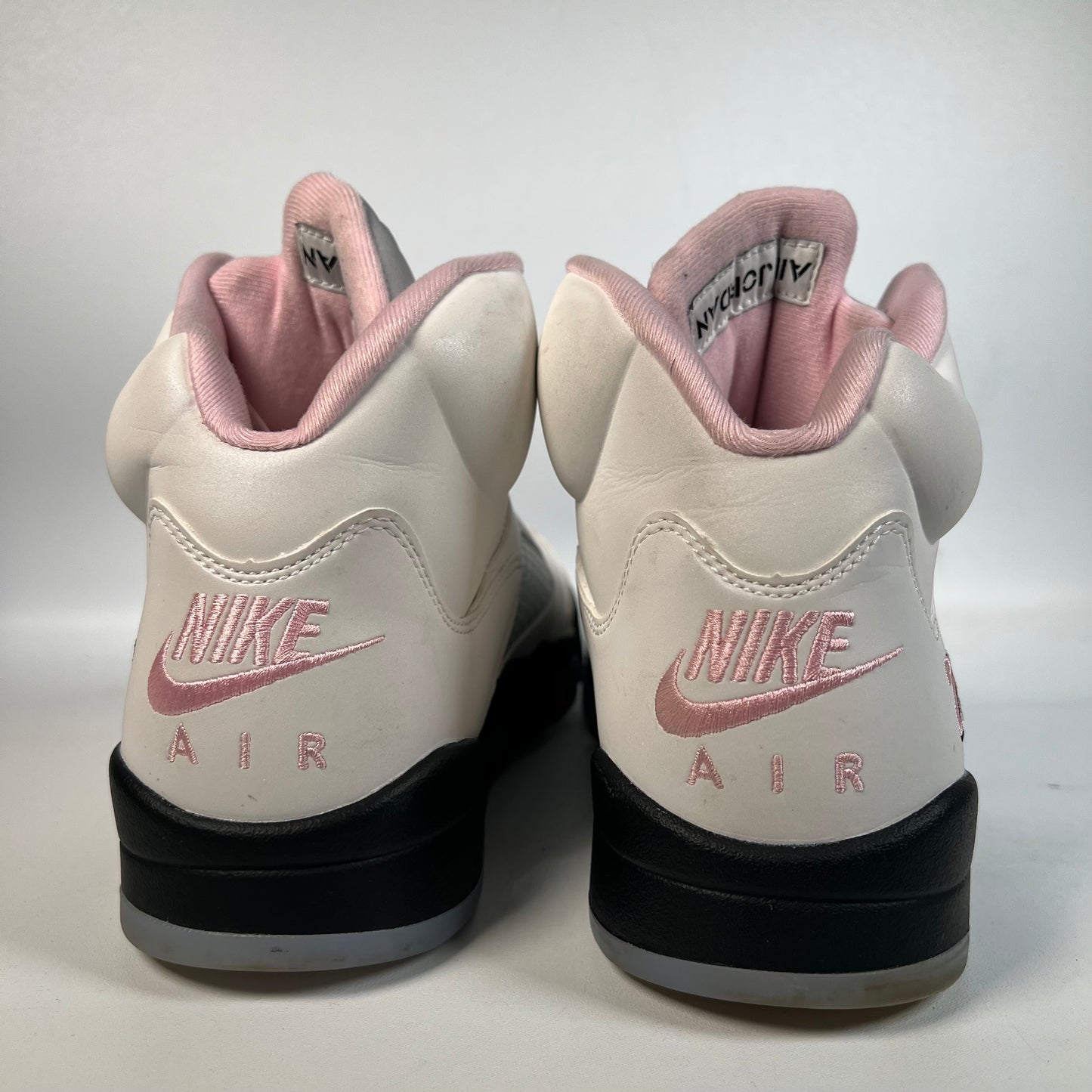 Jordan 5 Medium Soft Pink (2025) Size 10.5 USED s21978