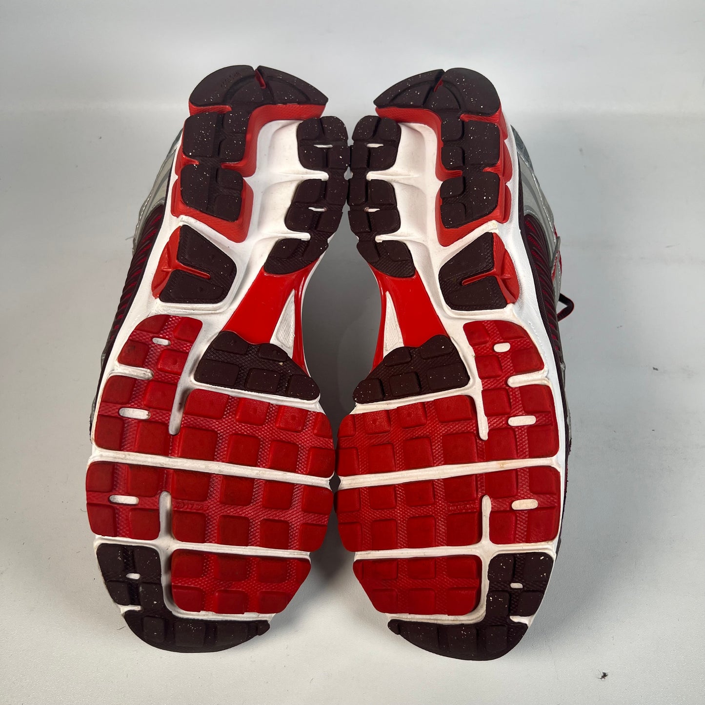 Nike Zoom Vomero 5 Mystic Red (2023) Size 9.5M/11W USED s22504
