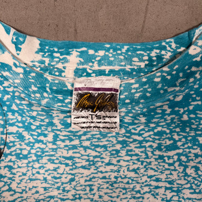 Michael Jordan Magic Johnson Tag Full Print Blue/White Tee Size Medium USED v5615