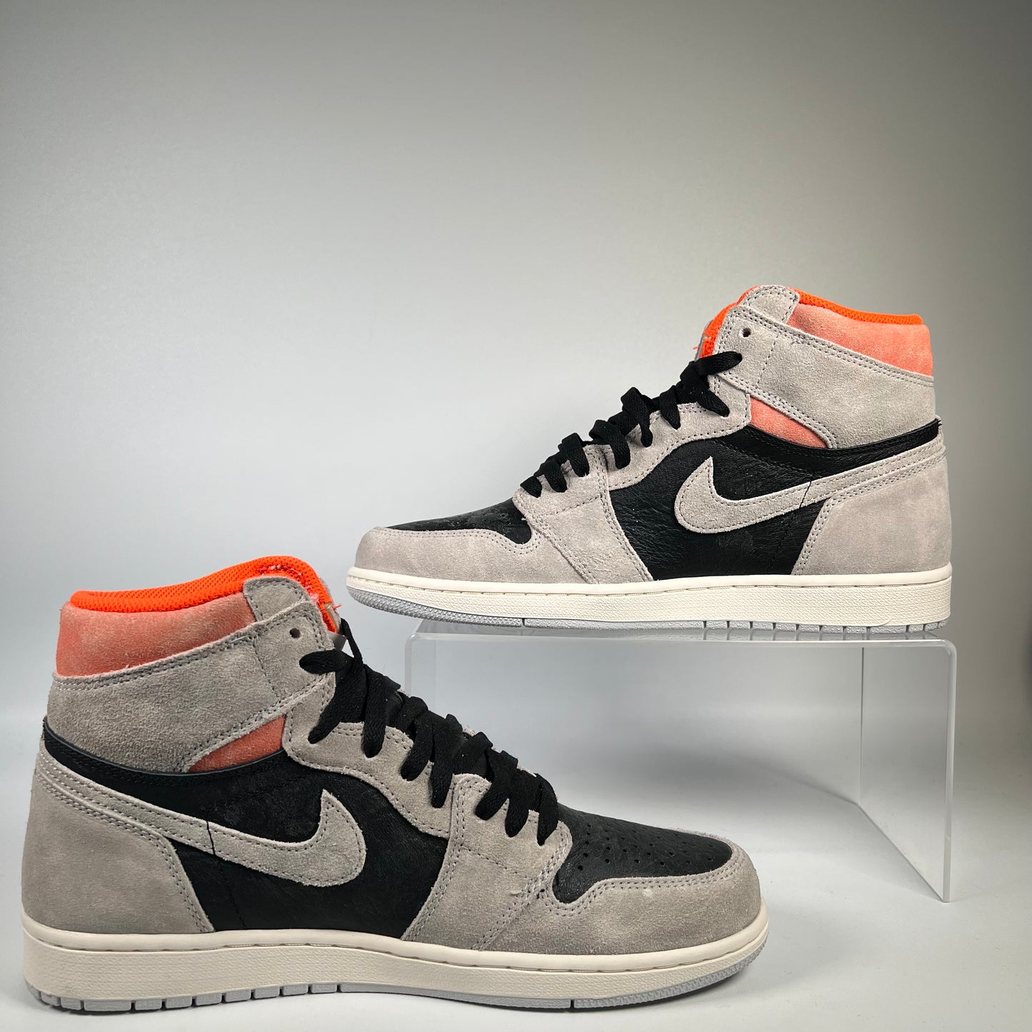 Jordan 1 High Grey Hyper Crimson Size 10.5 NEW s13668