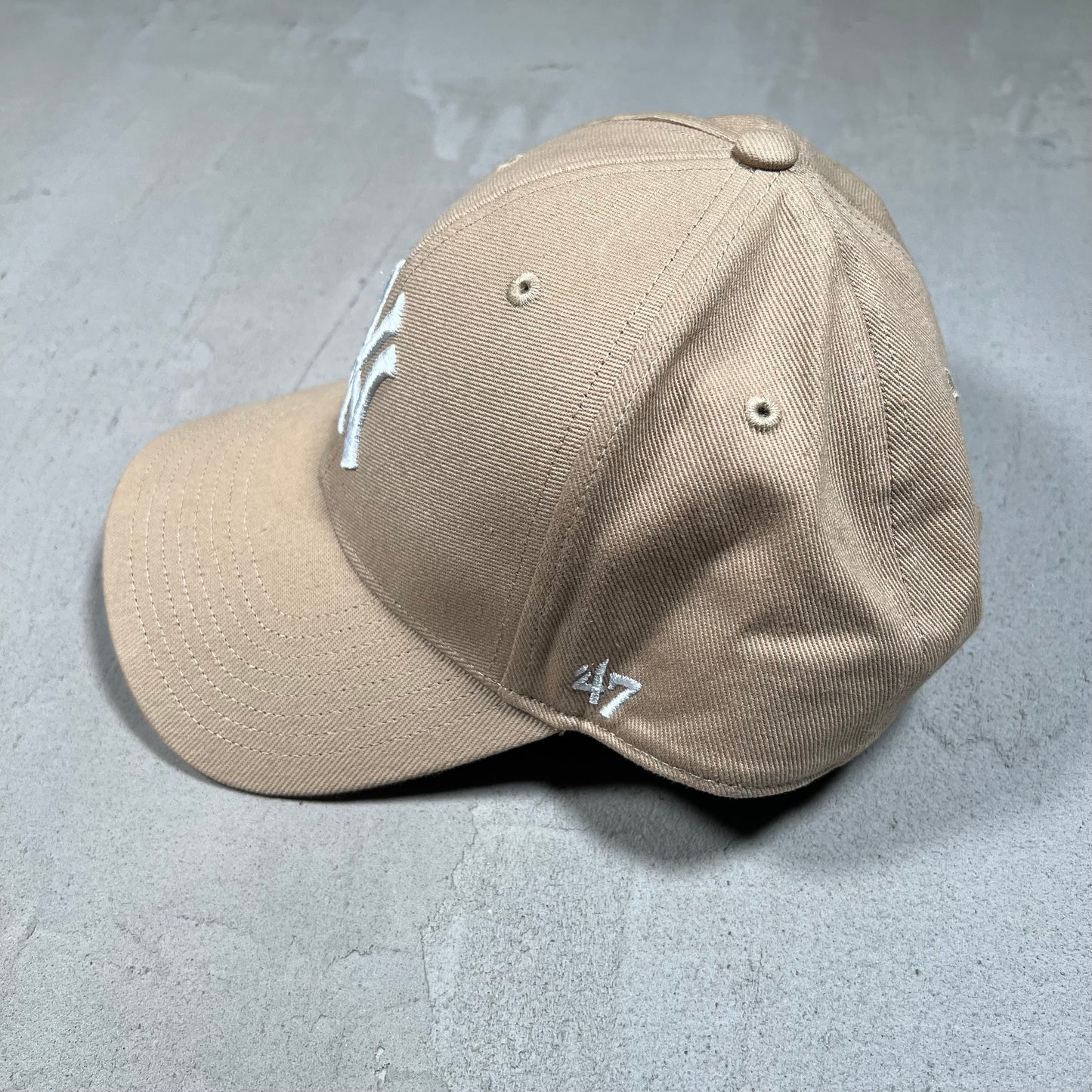 Hideen NY New York Yankees Tan Snapback USED x17552