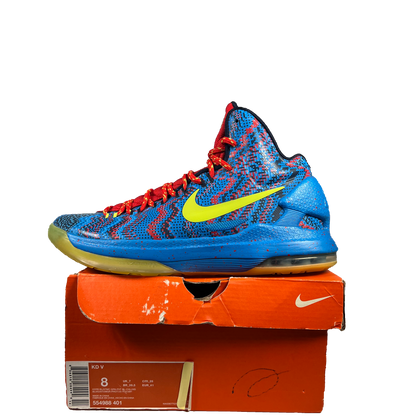 KD 5 Christmas (2012) Size 8 USED s20204
