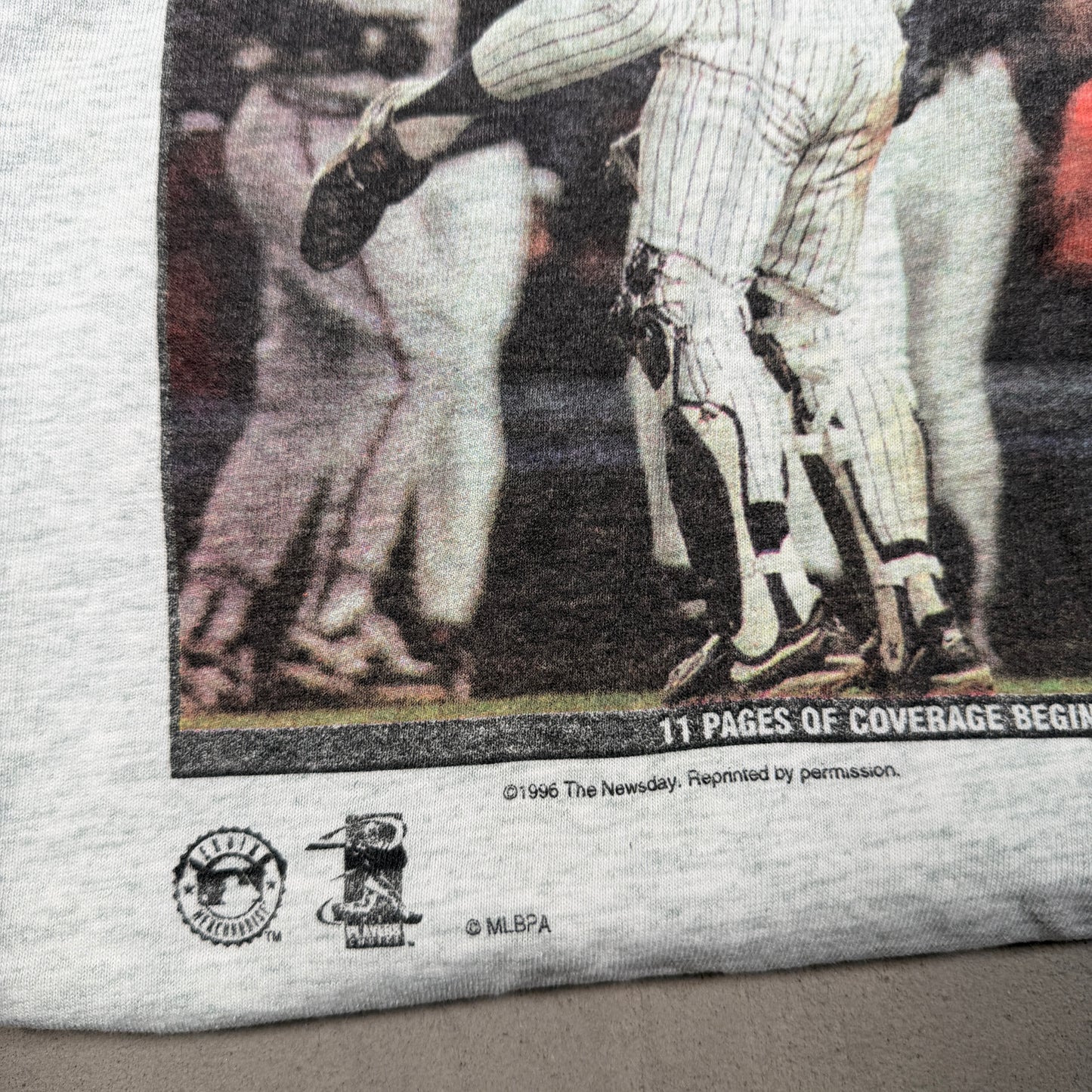 1996 Yankees Newsday Champs Grey Tee Size XL USED v16695