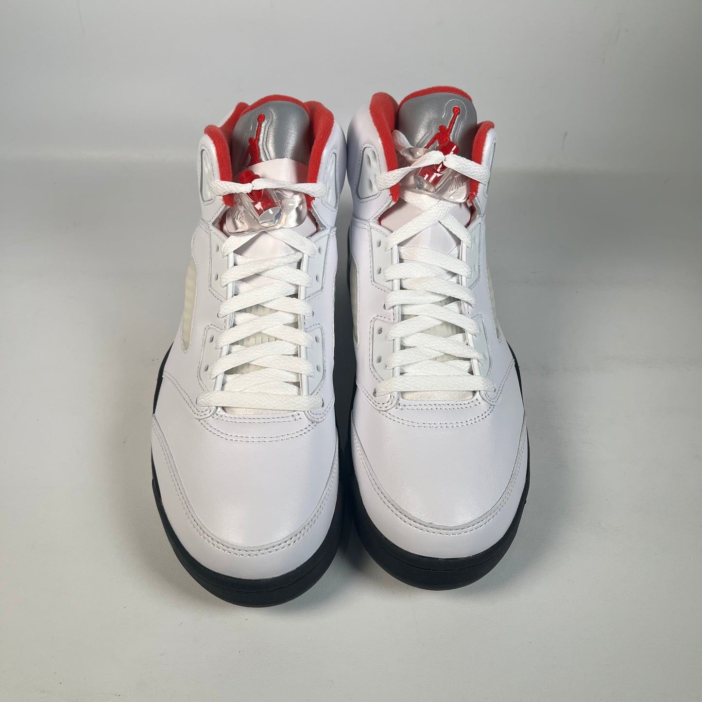 Jordan 5 Fire Red Silver Tongue (2020) Size 8.5 NEW s22479