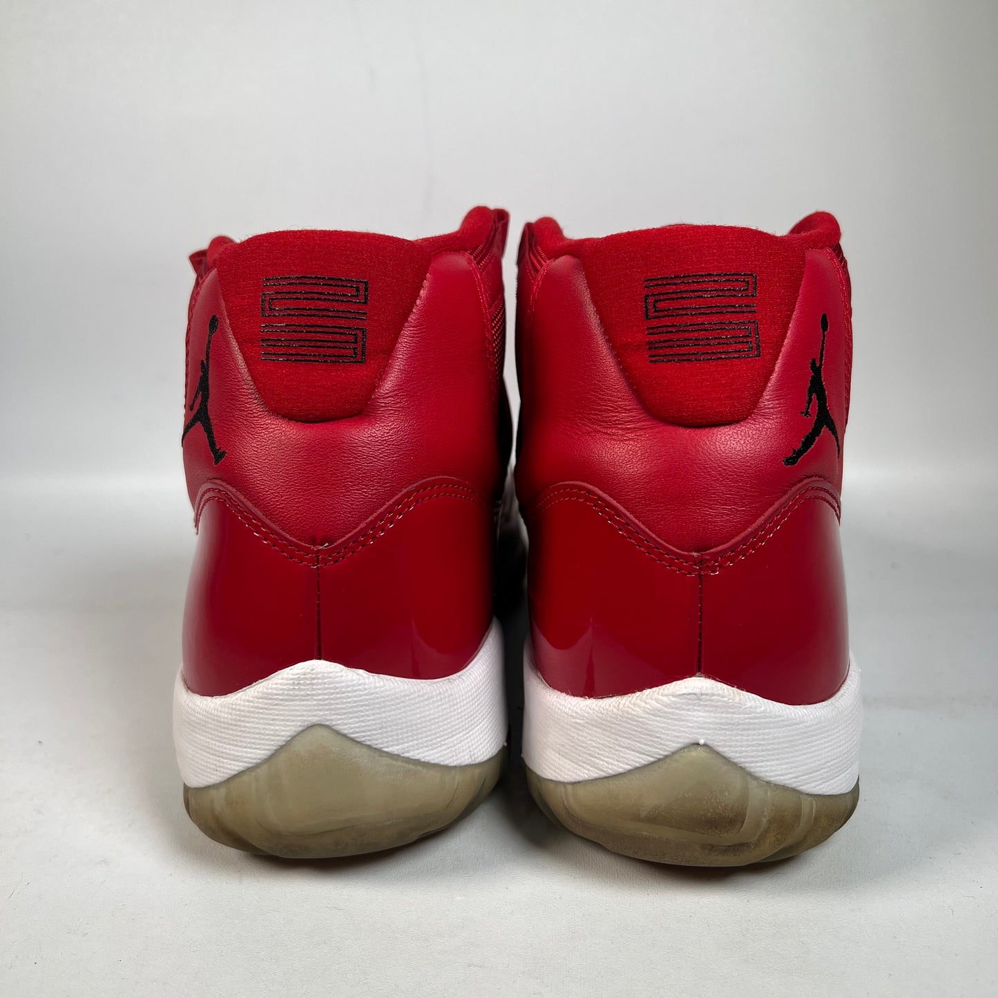 Jordan 11 Win Like 96 (2017) Size 10.5 USED s21150