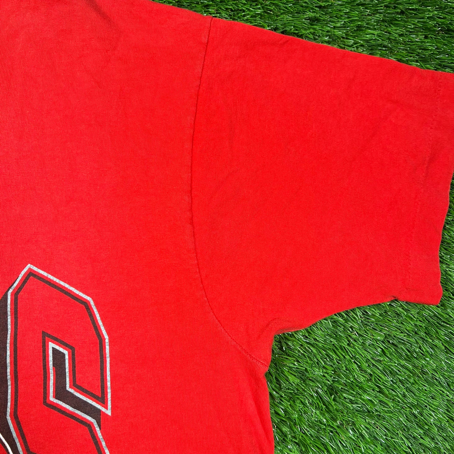 1991 Chicago Bulls Wolrd Champs Red Tee Size Large USED v18634