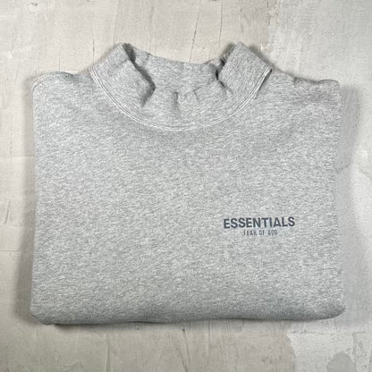 Essentials Fear of God FOG Grey Mockneck Crewneck Size Meidum USED x18901