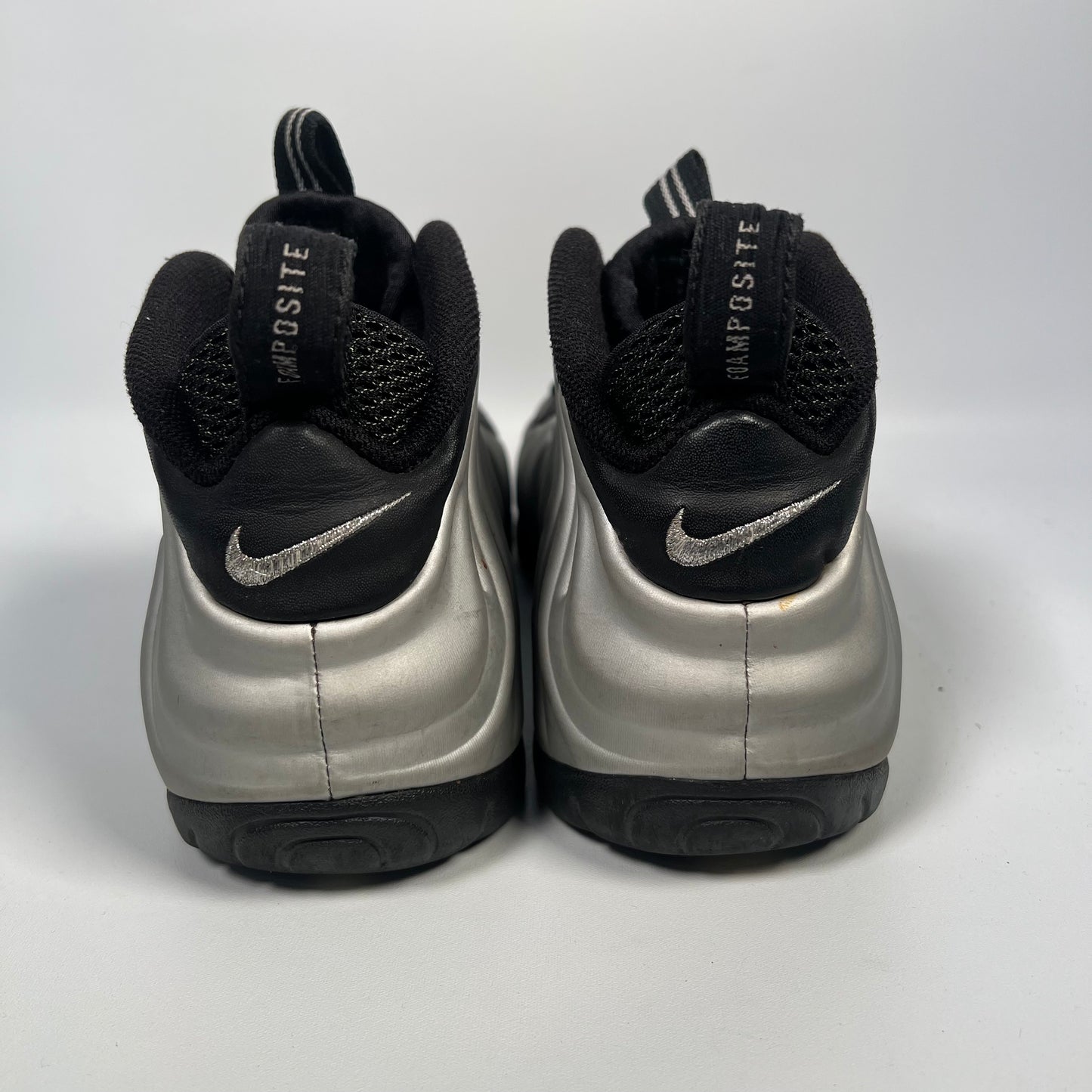 Nike Foamposite Pewter (2011) Size 9 USED s17110