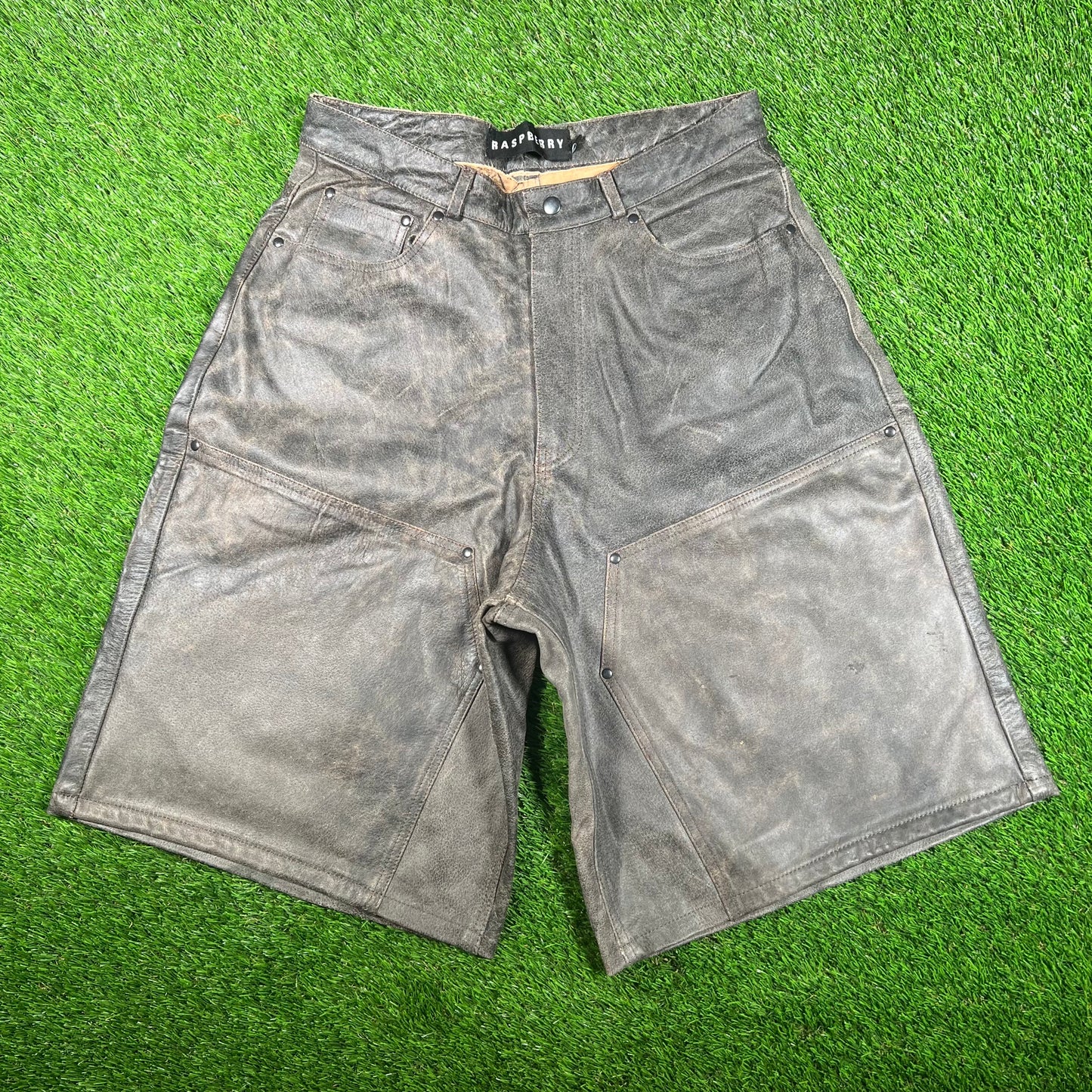 GV Gallery Raspberry Brown Leather Shorts Size Small NEW x15637
