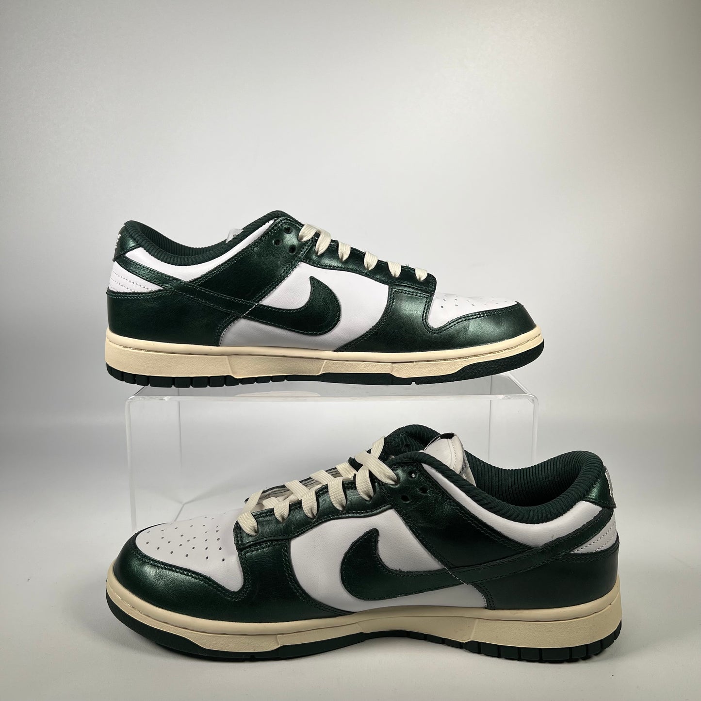 Nike Dunk Low Vintage Green (2022) Size 9.5M/11W USED s18857