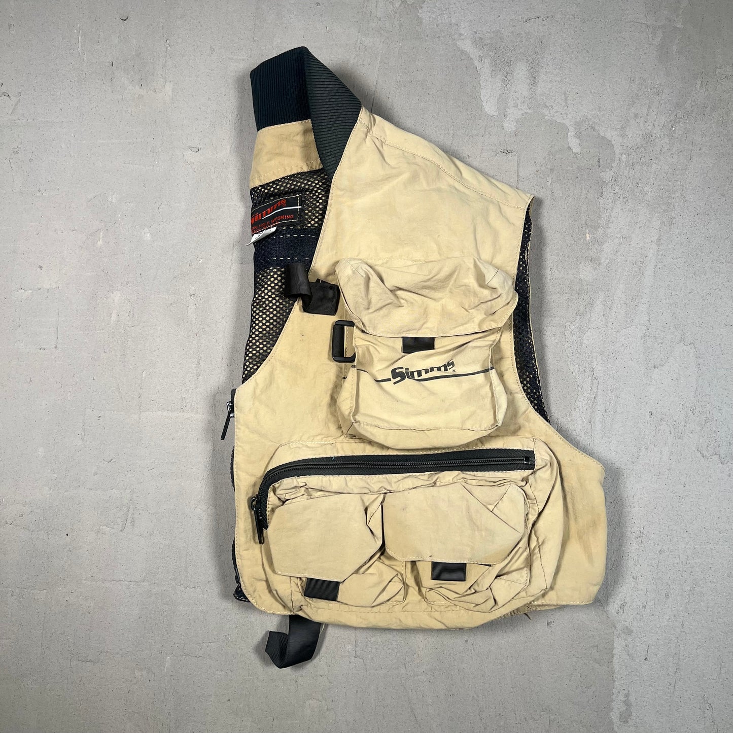 1990s Simms Fly Fishing Tan Cropped Vest Size Medium USED v19165
