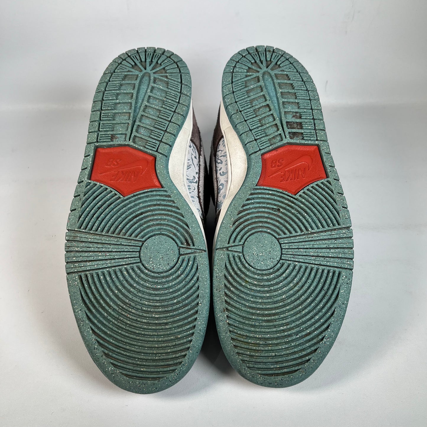 Nike SB Big Money Savings (2024) Size 10.5 USED s22275