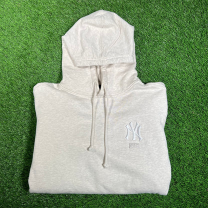 Kith New York Yankees Cream Logo Hoodie Size Large USED x15905