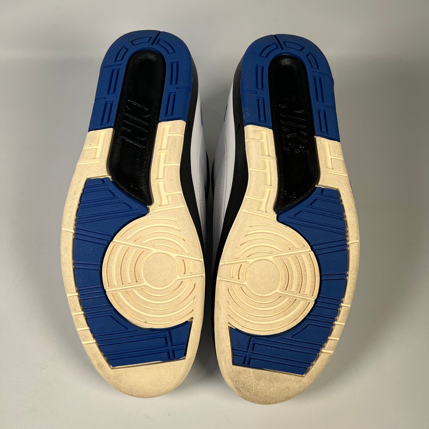 Jordan 2 Low Varsity Royal (2023) Size 9.5M/11W USED S19782