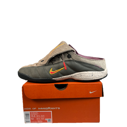 Nike T90 Mule Kids of Immighrants Khaki (2026) Size 10.5 USED s23256