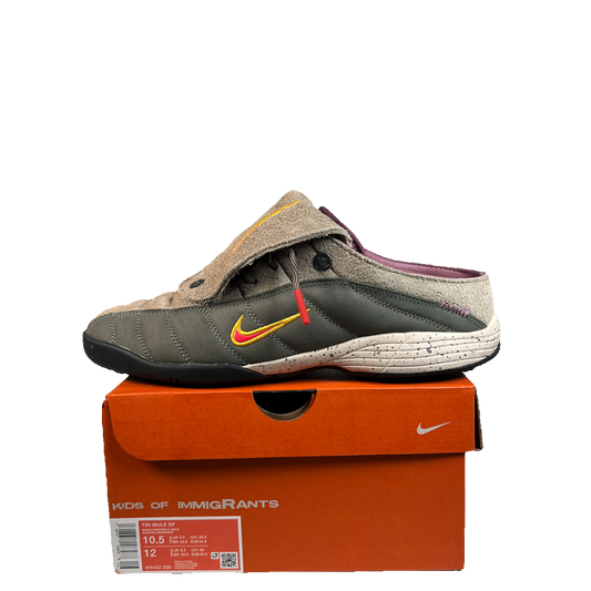 Nike T90 Mule Kids of Immighrants Khaki (2026) Size 10.5 USED s23256