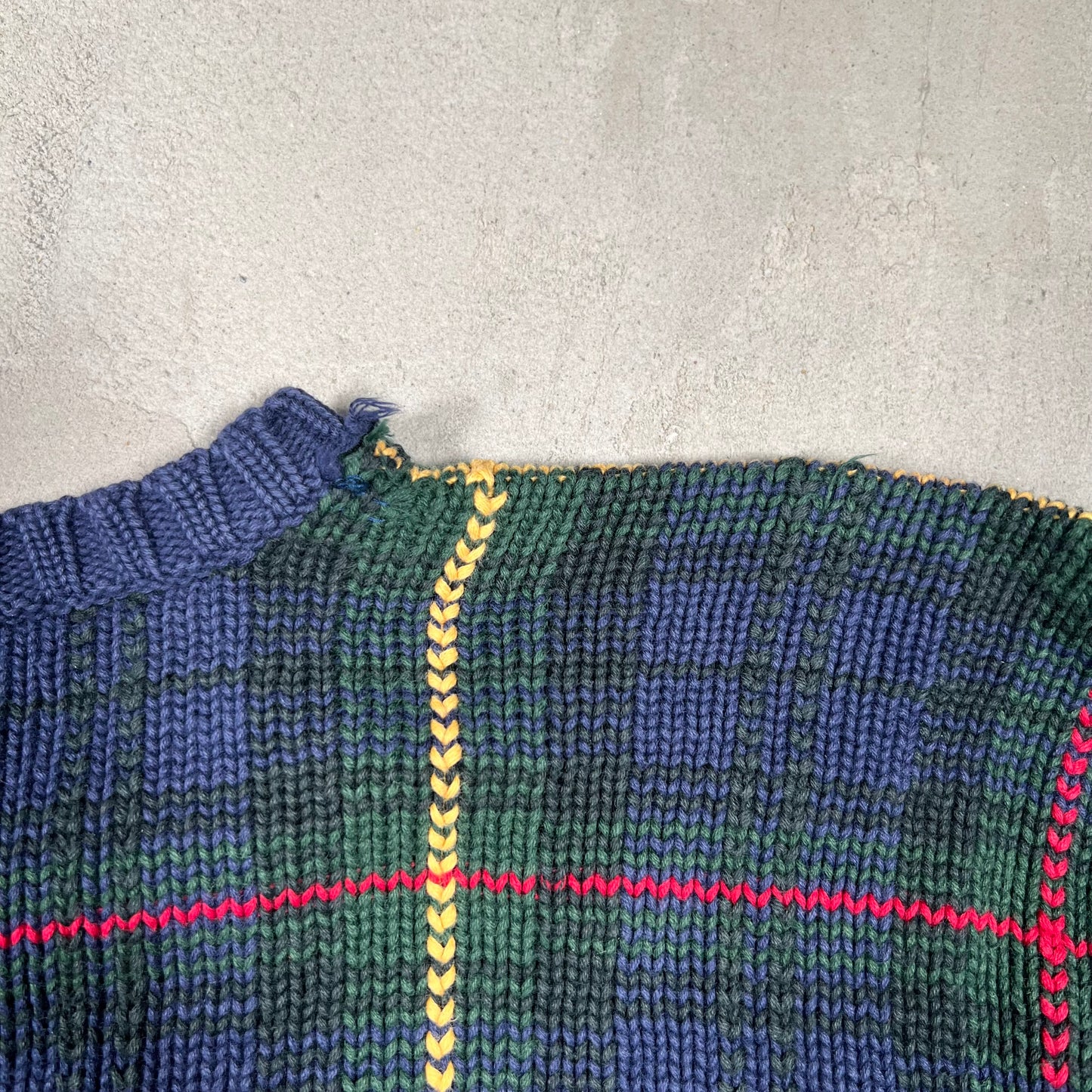 Polo Ralph Lauren Navy Plaid Crewneck Size Large USED v19111
