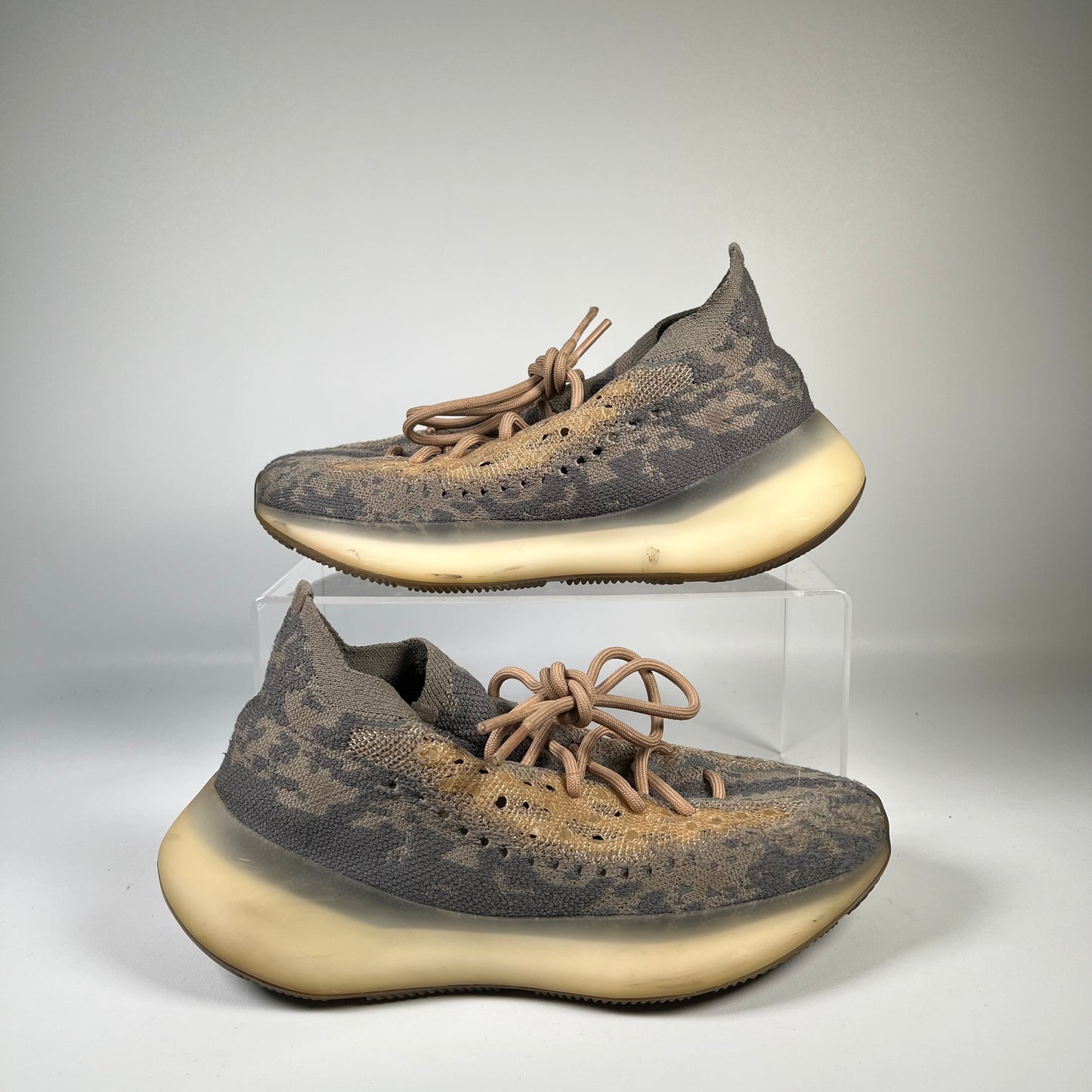 Yeezy Boost 380 Mist (2020) Size 7.5 USED s19307