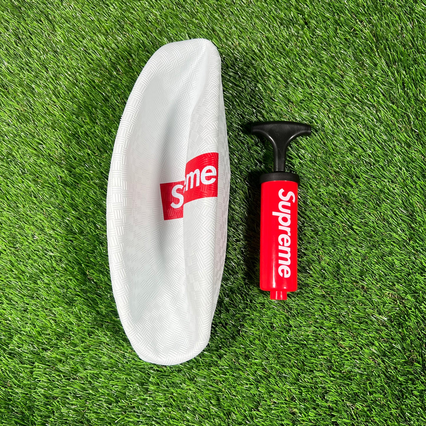 Supreme Franklin Playground Ball White NEW x14048