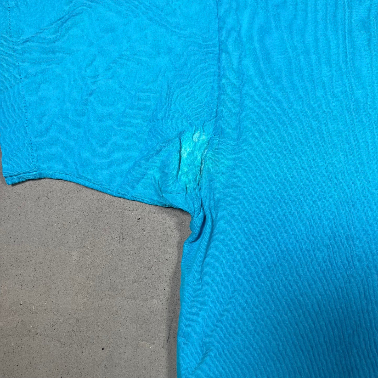 1990s Body Glove Blue Tee Size XL USED v19192