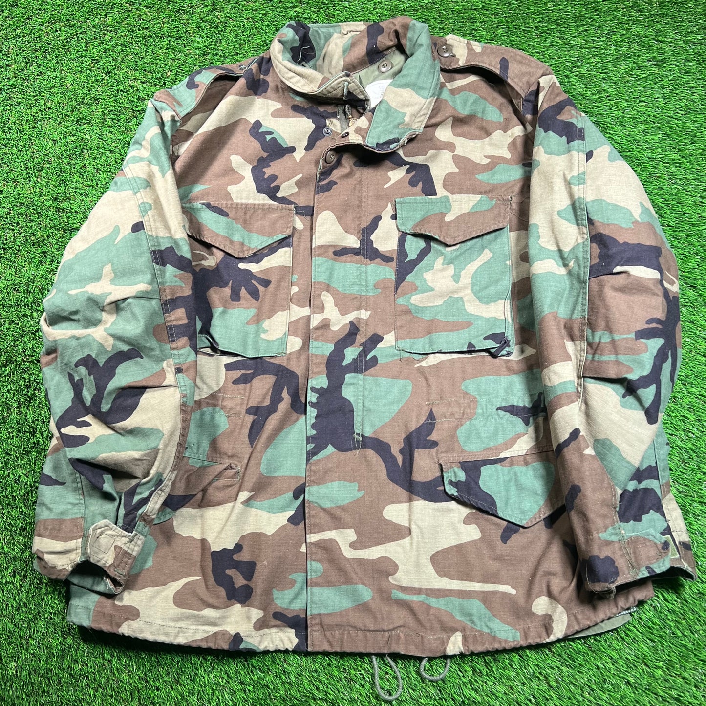 1990s Militray Woodland Camo Zip Up Jacket Size XL USED v18457