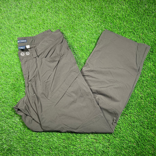 Arc'teryx Lightweight Olive Green Pants Size 34 USED x16789