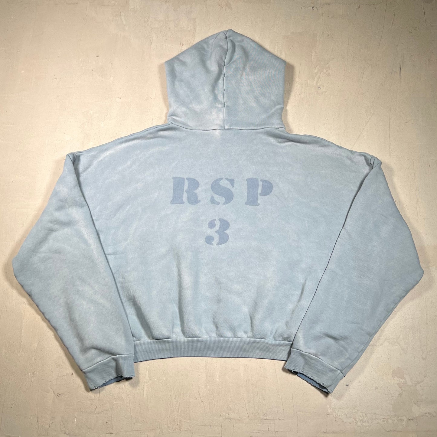 GV Gallery Sky Lounge RSP 3 Washed Blue Hoodie Size Large USED x17580