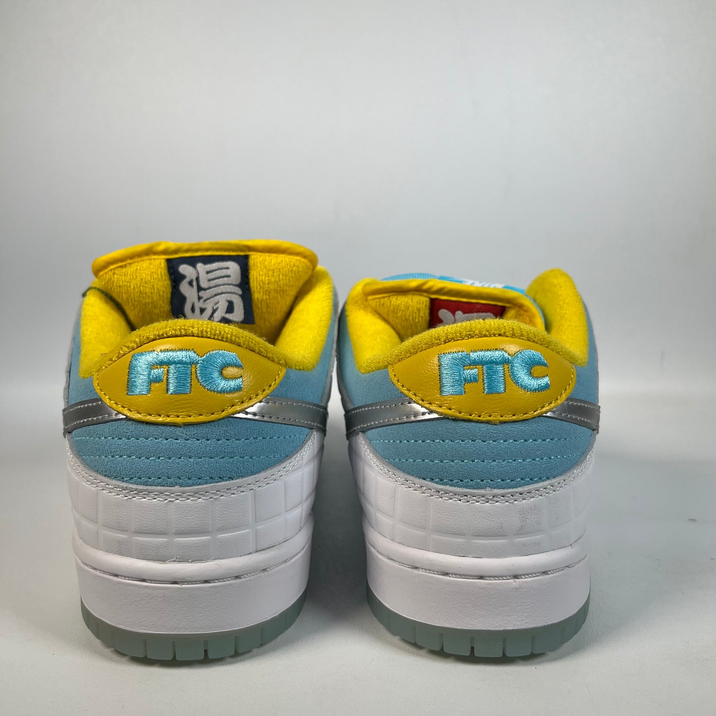 Nike SB Dunk Low FTC Lagoon Pulse (2021) Size 9 NEW s22550