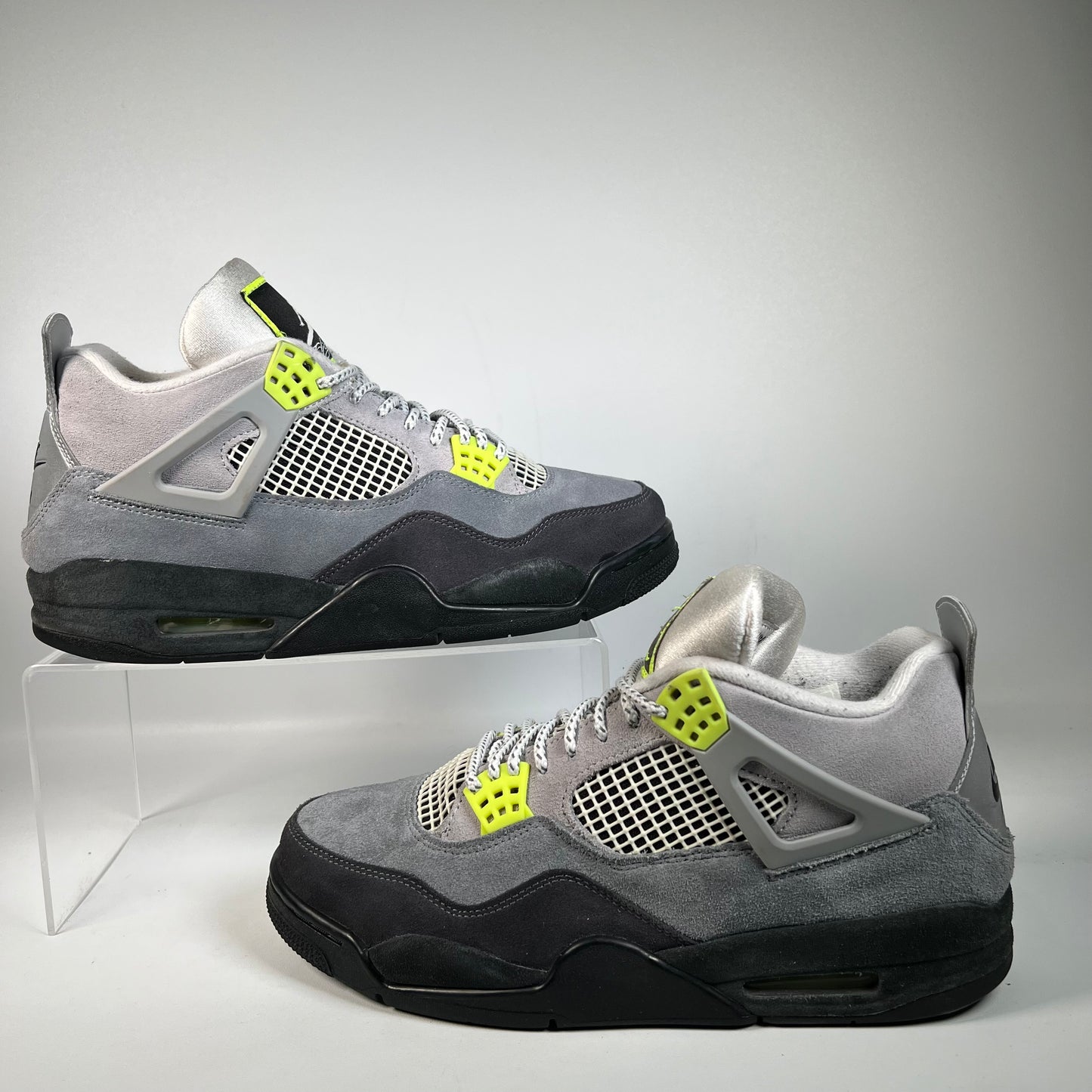 Jordan 4 SE 95 Neon (2020) Size 11 USED s22533