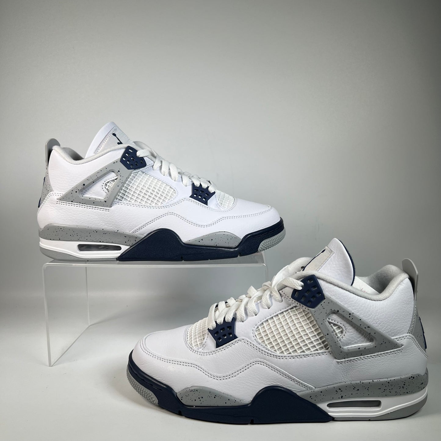 Jordan 4 Midnight Navy (2022) Size 10 NEW s22421